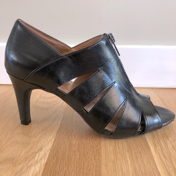 Ladies Aerosoles Zippered Pumps - Size 7 1/2 M - Picture 6 of 11